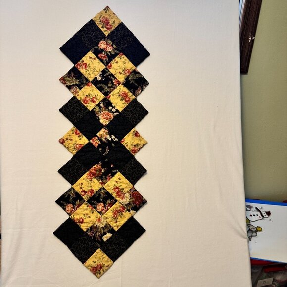 Decorative Reversible Quilted Table Runner Colorful Floral Rectangle 18 x 52" - Picture 2 of 10